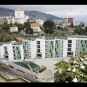 quinta-da-nogueira.madeira-islandshotels.com/